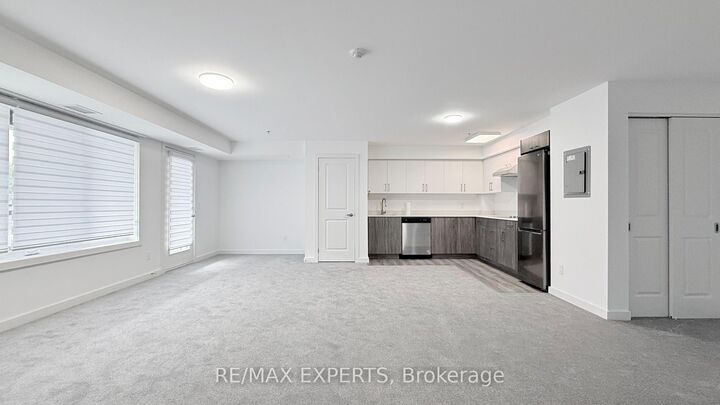 Property Photo: 45 Connaught Avenue 402 ON M4L 2V8