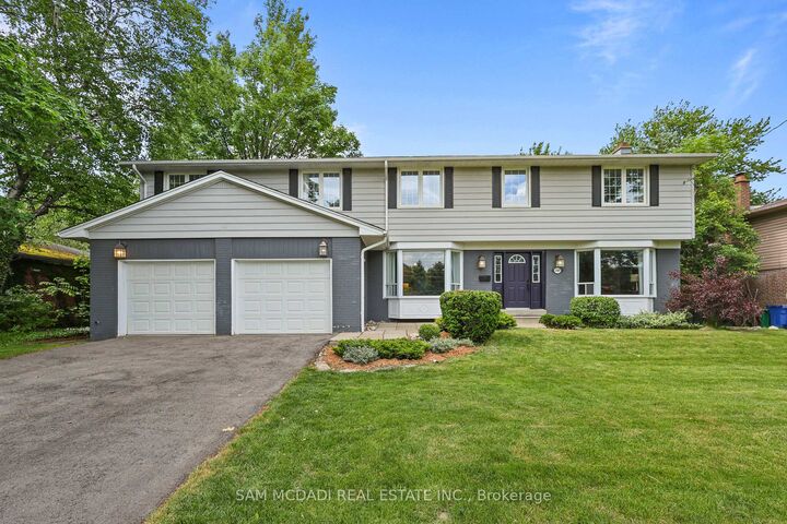 Property Photo: 1449 Truscott Drive ON L5J 1Z1