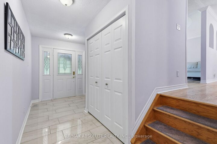 Property Photo: 1000 Milburn Crescent ON K4C 1C9