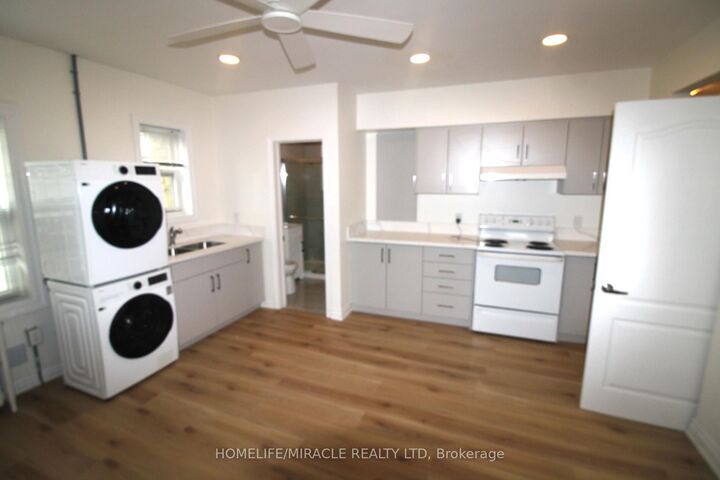Property Photo: 29 Albert Street W Unit A ON L2V 2G2