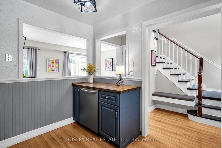 Property Photo:  74 Elford Drive  ON L1C 4R4 