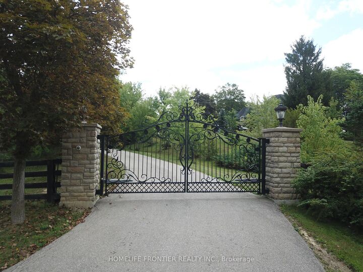 Property Photo: 7645 16th Side Road ON L7E 5R7