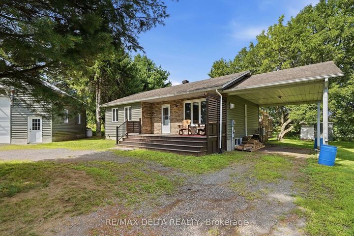 Photo de la propriété:  1120 Des Cedres Street  ON K0B 1B0 