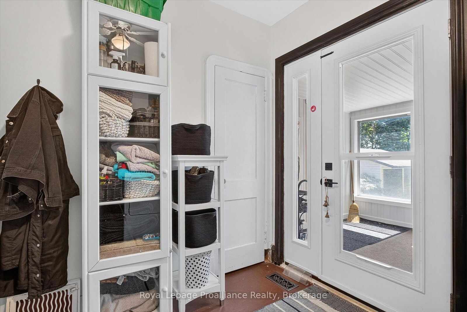 Property Photo: 71 Lansdowne Street W ON K9J 1Y2