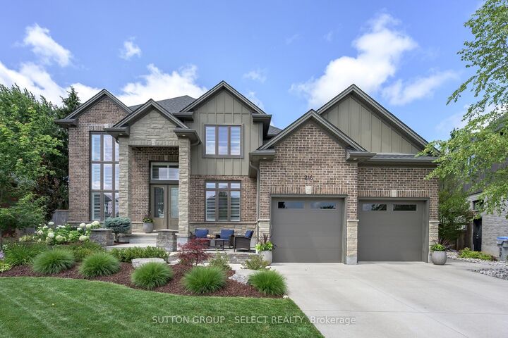 216 Martin Drive — photo 1