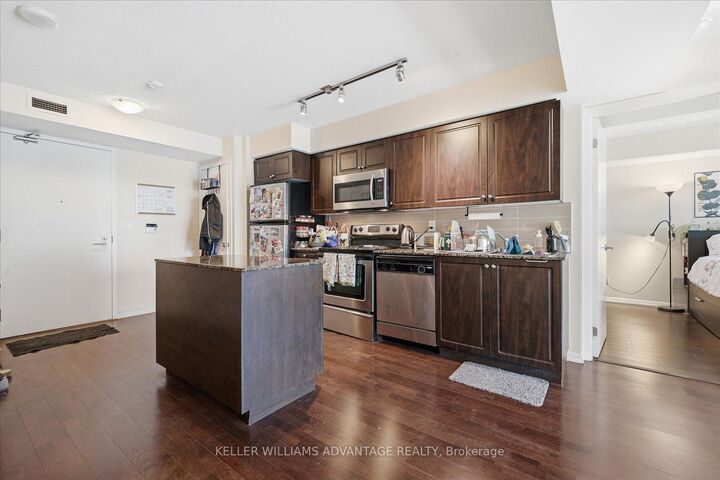 209 Fort York Boulevard 1170 — photo 1