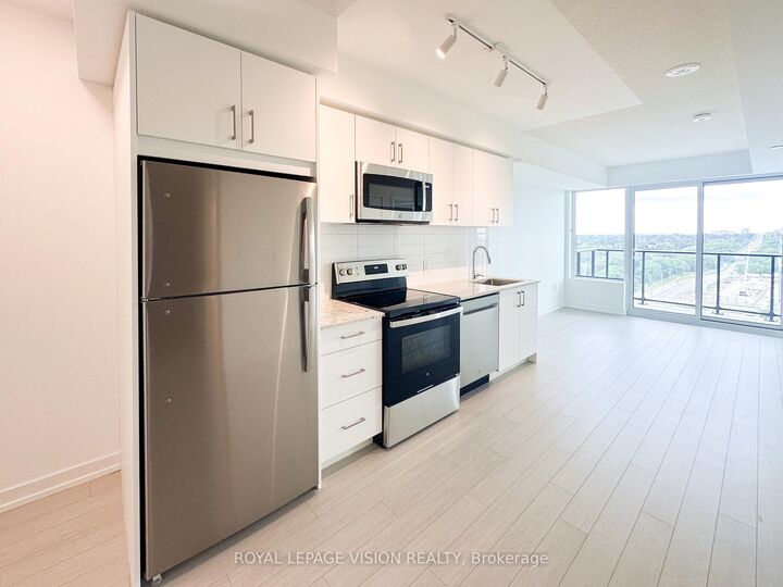 Photo de la propriété: 4010 Eglinton Avenue W 1411 ON M9A 0G5