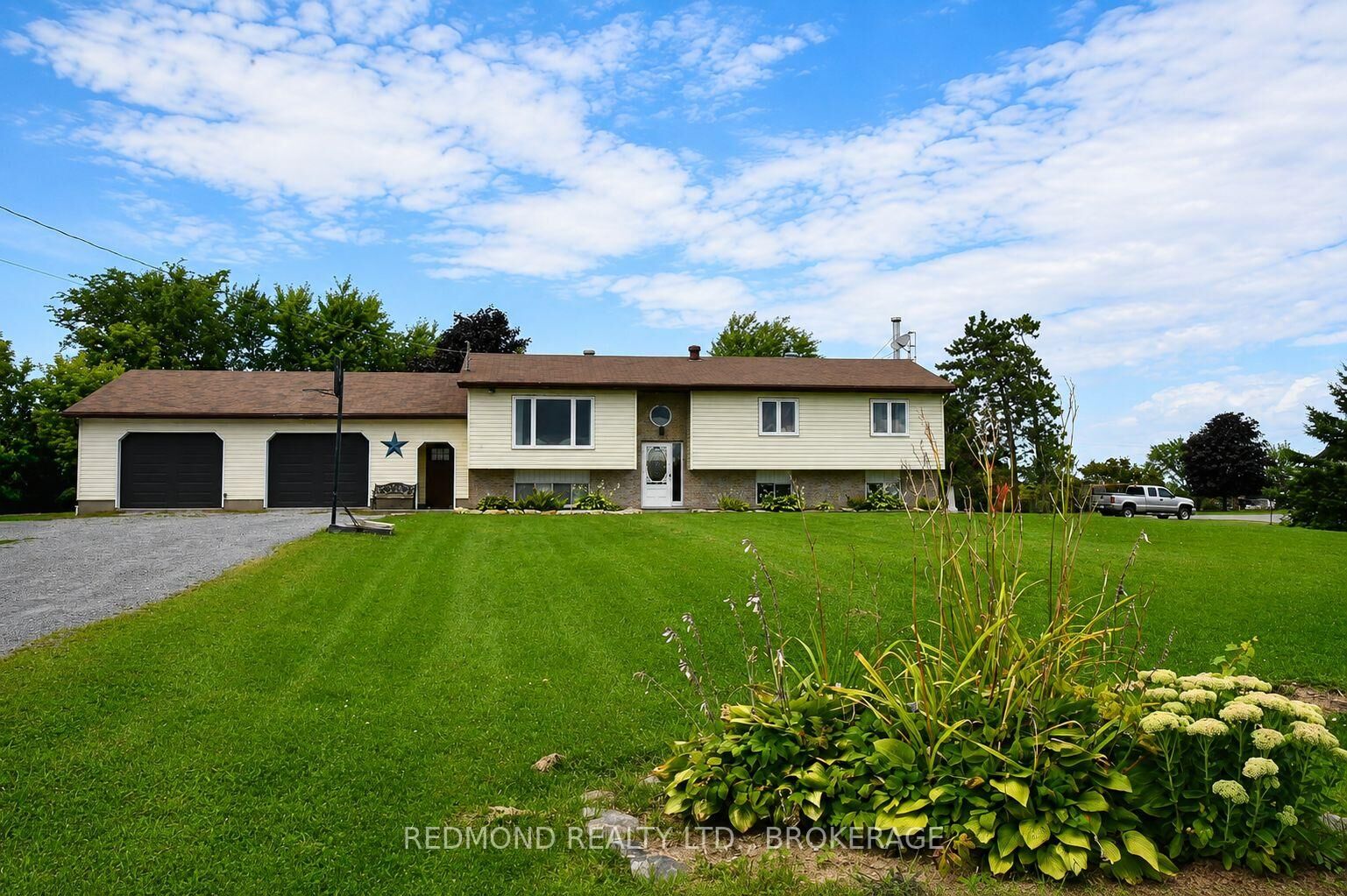 Property Photo: 1991 Eden Grove Road ON K7G 2V4