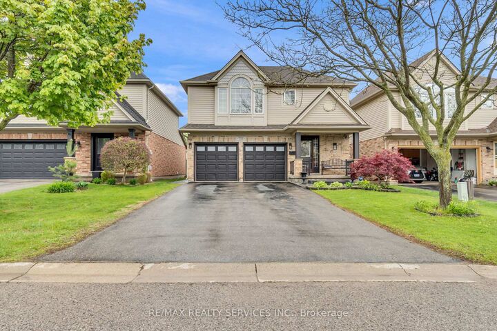 Property Photo: 752 North Leaksdale Circle ON N6M 1M1