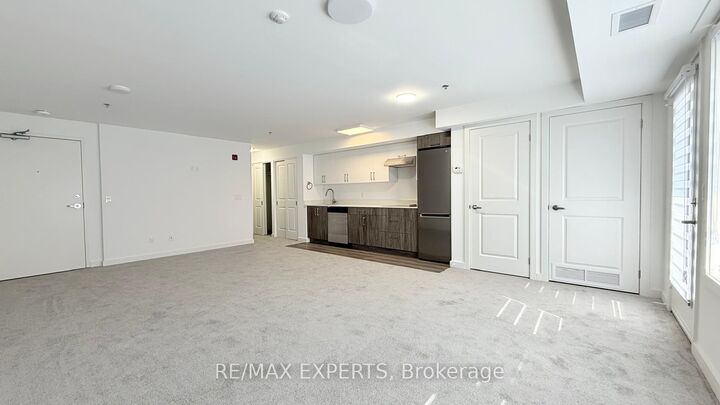 45 Connaught Avenue 404 — photo 1
