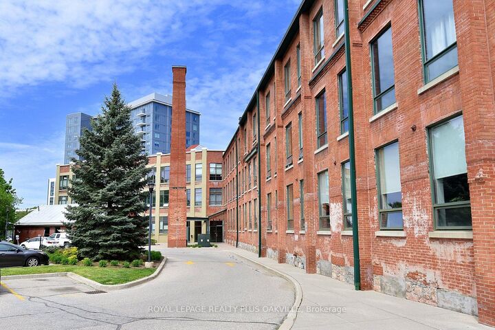 Property Photo: 26 Ontario Street 310 ON N1E 7K1