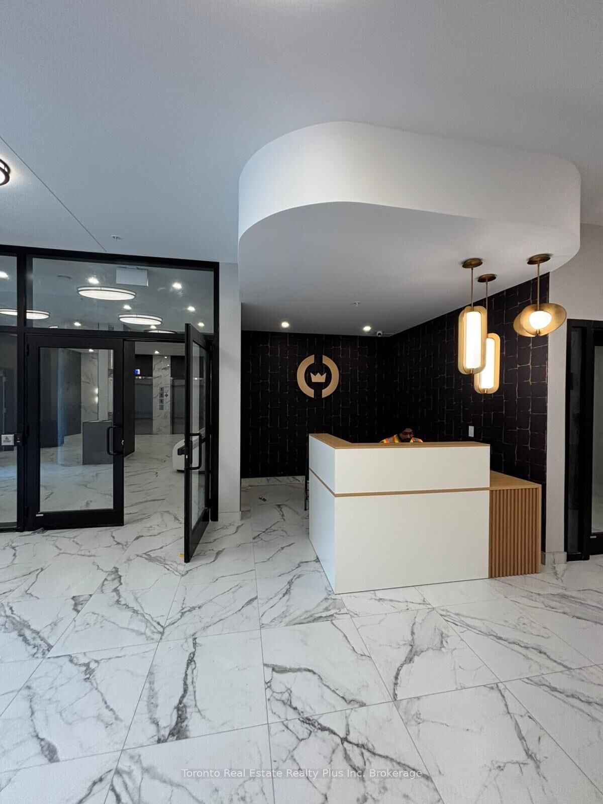 Property Photo:  223 Princess Street 717  ON K7L 1B3 