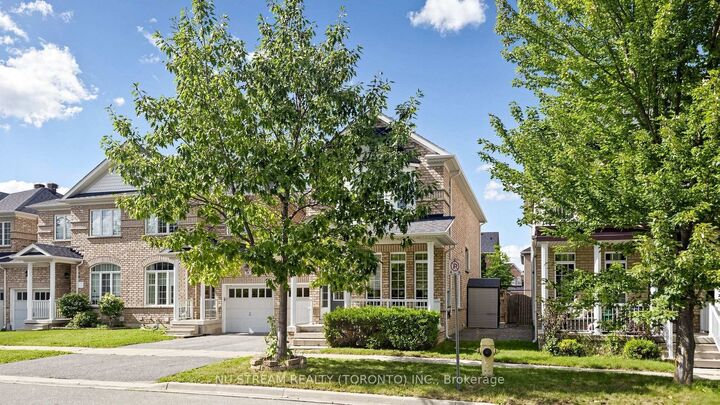 Property Photo: 16 Radmore Place ON L6B 0G7