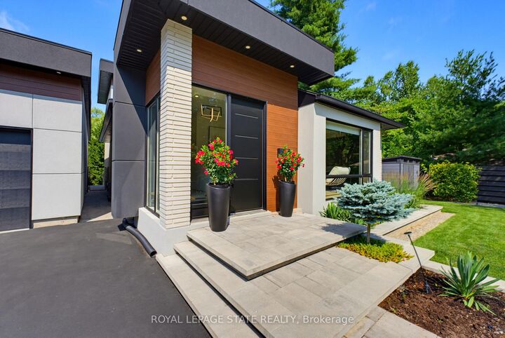 Property Photo: 282 Robina Road ON L9G 2L7