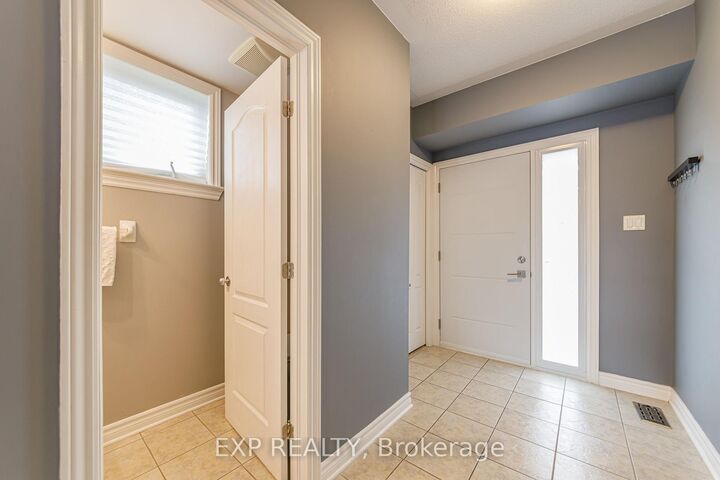 Property Photo:  4220 Kelly Farm Drive  ON K1T 0A5 