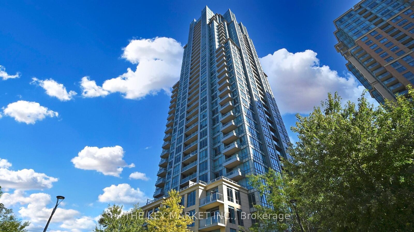 Property Photo:  15 Viking Lane 801  ON M9B 0A4 