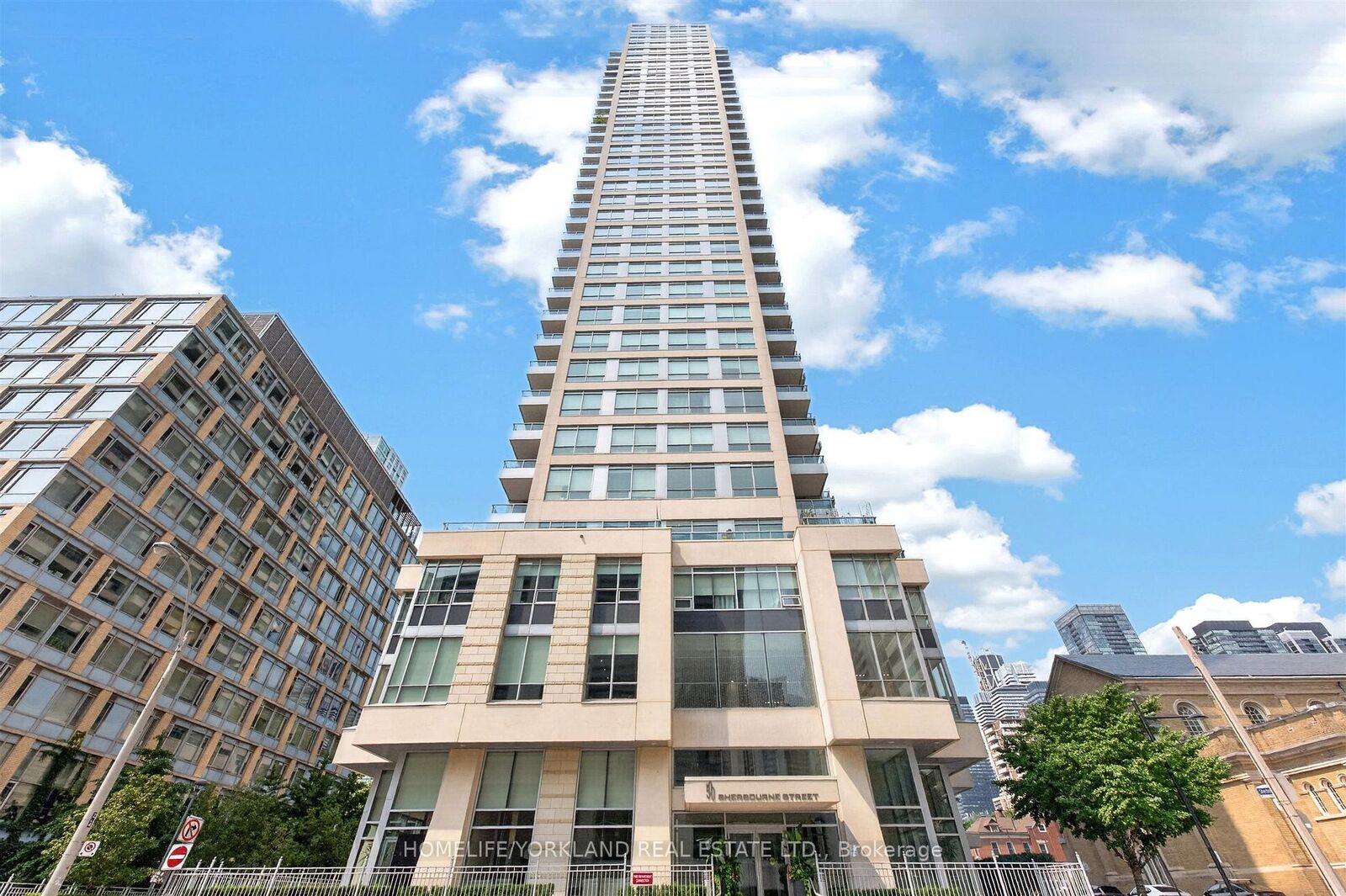 Photo de la propriété:  500 Sherbourne Street 2703  ON M4X 1L1 