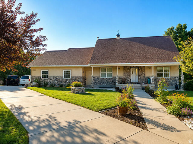 Property Photo: 3222 W McKaylee Cir UT 84095