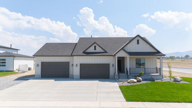 Property Photo:  514 E Gilmour St 117  UT 84074 