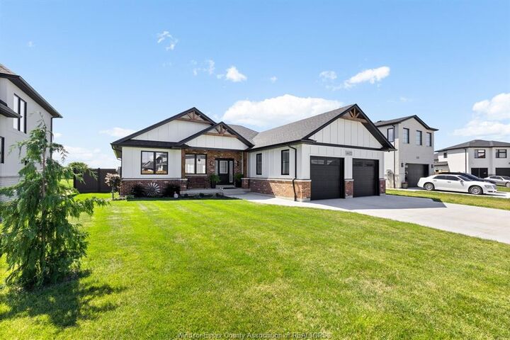 Property Photo: 4422 Belmont ON N0P 1J0