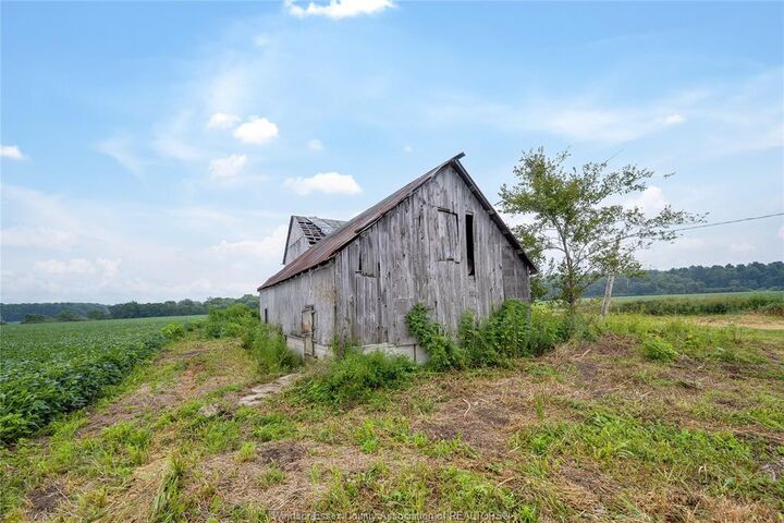 1094 Hale School Road — photo 1