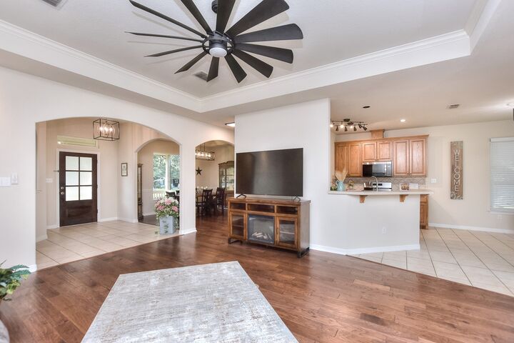 Property Photo: 111 Pecos Court TX 78628