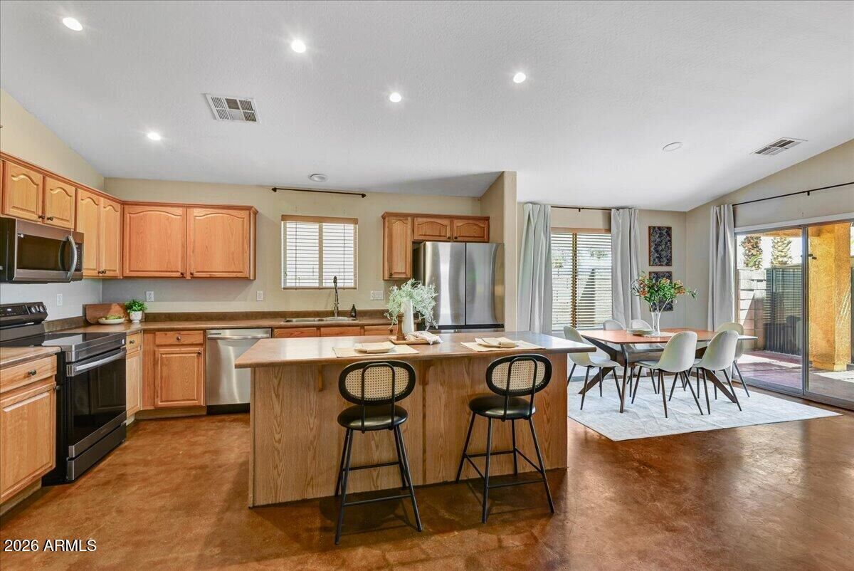 Property Photo:  6817 W Desert Lane  AZ 85339 