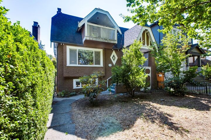 Property Photo: 3888 W 15th Avenue BC V6R 2Z9