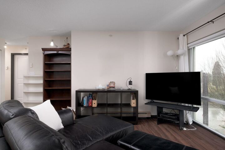 Property Photo: 4868 Fraser Street Ph8 BC V5V 4H5