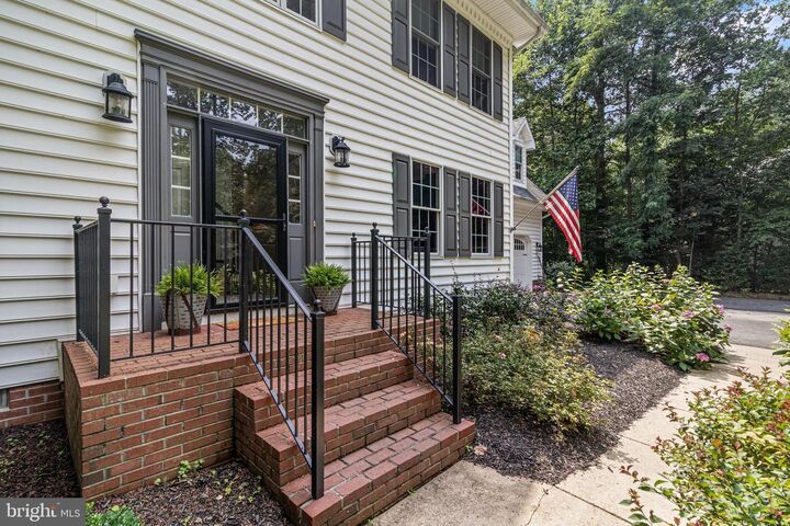 Property Photo: 46461 Porto Bello Court MD 20630