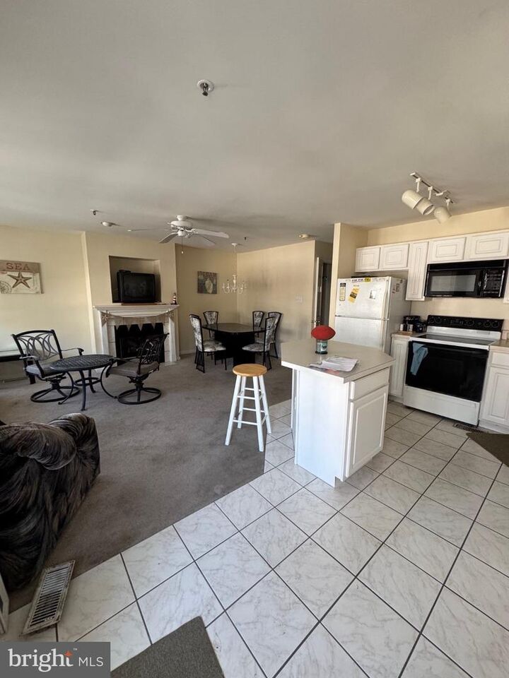 Property Photo:  835 Pennlyn Place  NJ 08226 