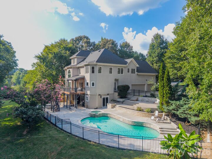 Property Photo: 2006 Sandy Pond Lane NC 28173