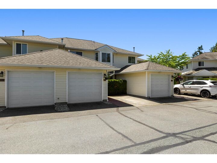 Property Photo:  21928 48 Avenue 18  BC V3A 8H1 