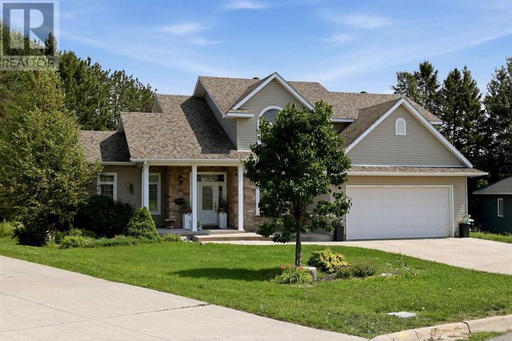 Property Photo: 6 Millstream Dr ON P6B 6L7