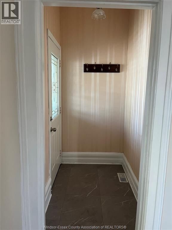 Property Photo: 183 Elm Front Unit ON N9A 5G9