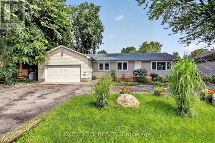 Property Photo: 44 Colonel Murray Street ON K0A 2Z0