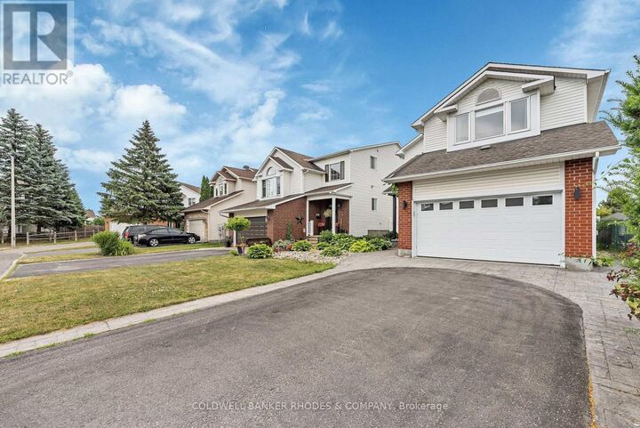 Property Photo:  1859 Hennessy Crescent  ON K4A 3X8 