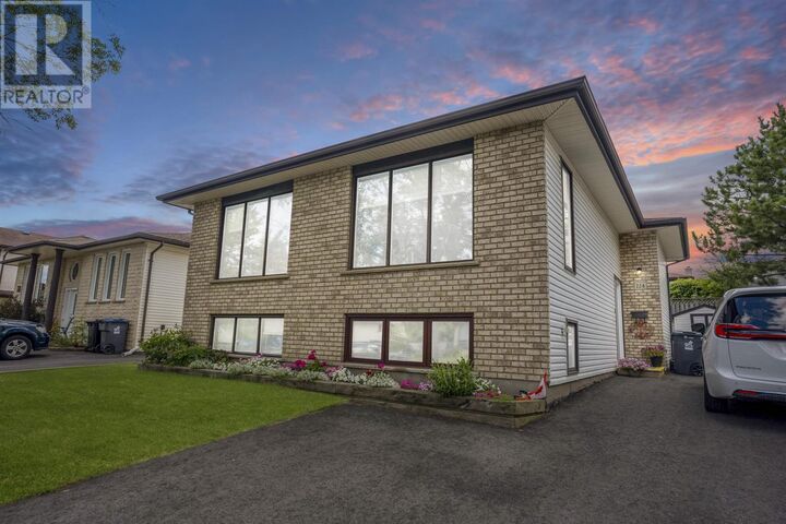 224 London Dr — photo 1