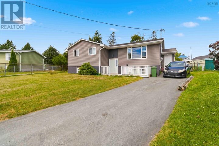 Property Photo: 62 Shalimar Crescent NS B2W 4L8
