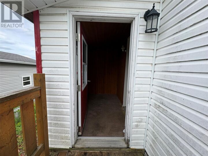 Property Photo:  5 Watsons Road  NL A2H 4H5 