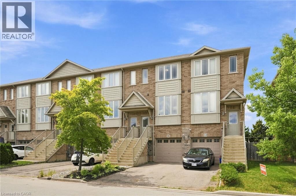 Property Photo:  31 Edenrock Drive  ON L8E 0G6 
