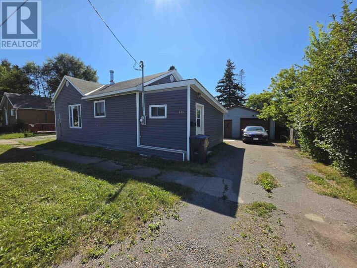 Property Photo:  145 Wilding Ave  ON P6C 4V2 