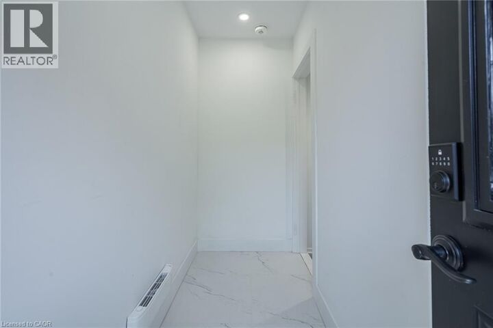 Property Photo:  29 Northgate Drive 2  ON L8T 2Y8 