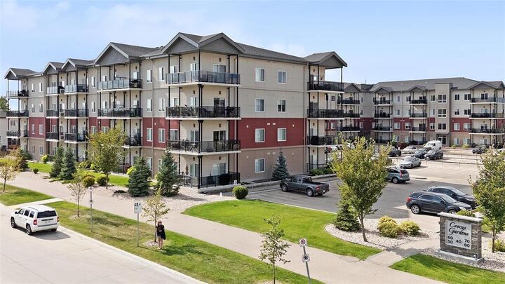 60 Philip Lee Drive — photo 1