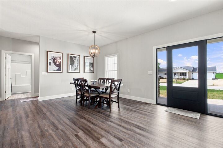 Property Photo: 9877 E Bloomfield Hills Drive IL 62401