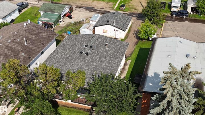 Photo de la propriété:  10013 153 Street NW  AB T5P 2B1 