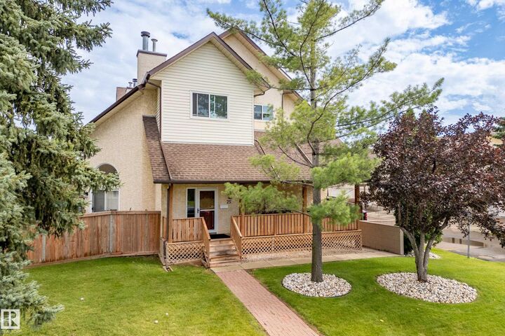 Property Photo: 3811 85 Street NW 25 AB T6K 4C7
