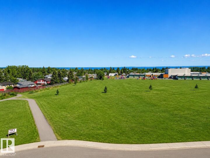 Property Photo:  830 Schooner Drive  AB T9M 0L7 