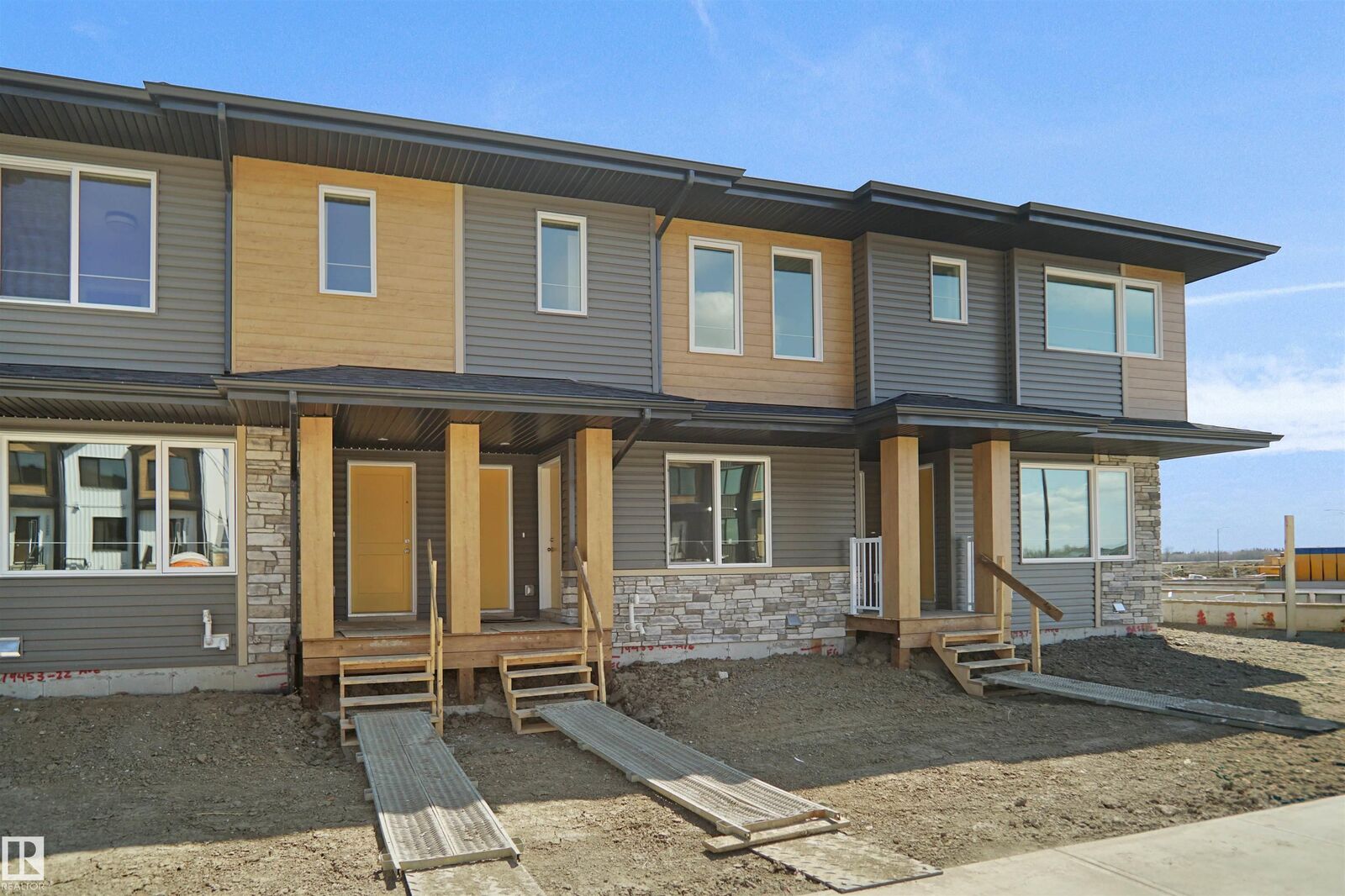 Property Photo:  19455 22 Avenue NW  AB T6M 3J3 