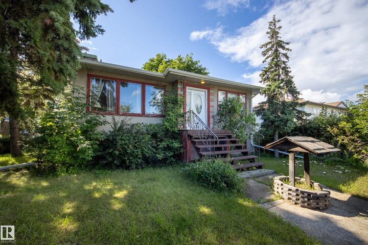 Property Photo:  12202 127 Street NW  AB T5L 0Z4 